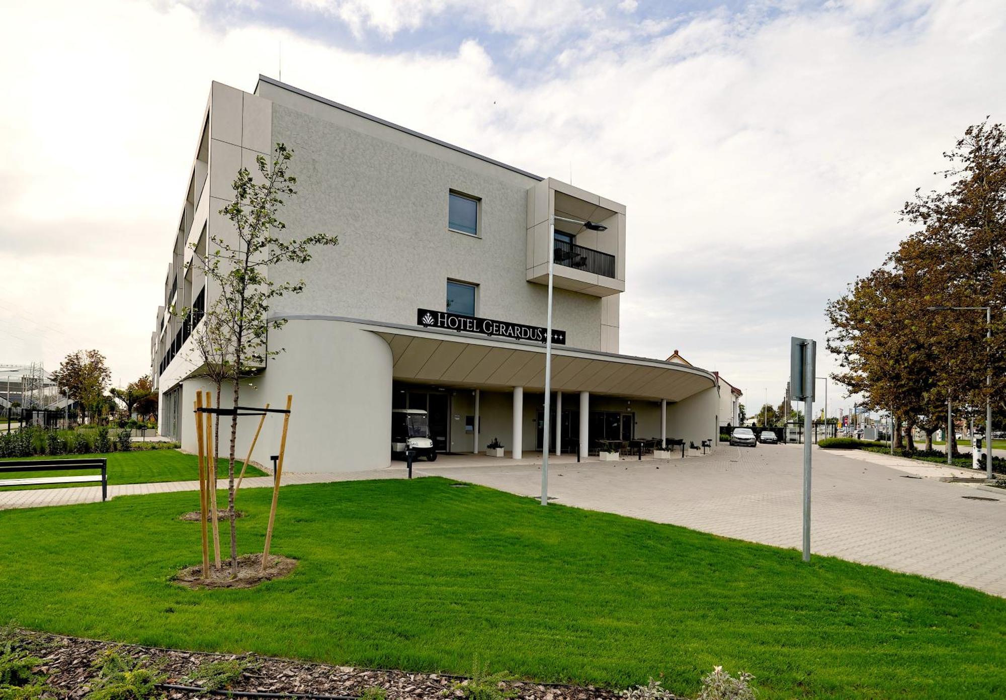 Hotel Gerardus Szegedin Exterior foto